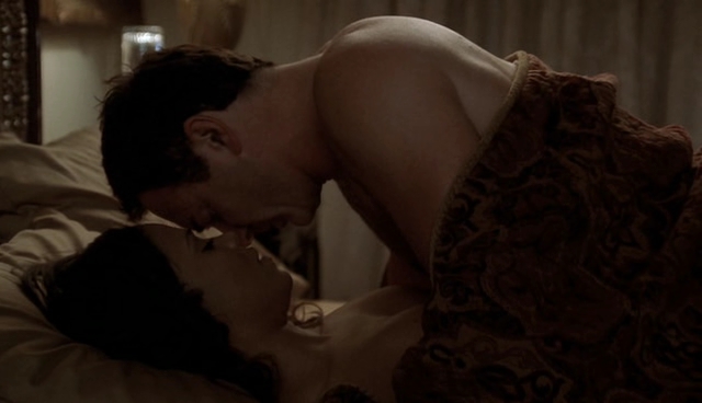 Charmed-Online-dot-NL-NipTuck4x15-1970.jpg Charmed-Online-dot-NL-NipTuck4x15-1970.jpg