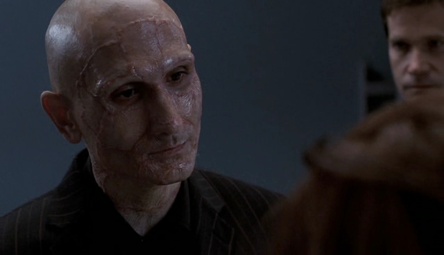 Charmed-Online-dot-NL-NipTuck4x15-2077.jpg