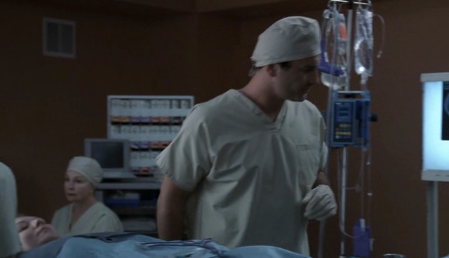 Charmed-Online-dot-NL-NipTuck4x15-2787.jpg