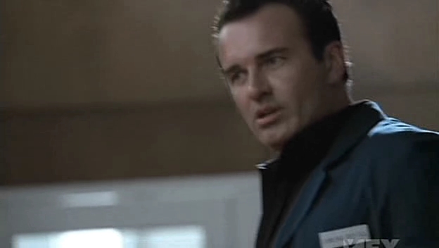 Charmed-Online-dot-NL-NipTuck5x01-0162.jpg