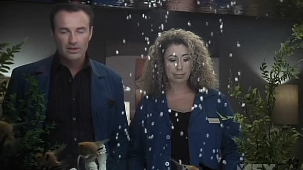 Charmed-Online-dot-NL-NipTuck5x01-0235.jpg