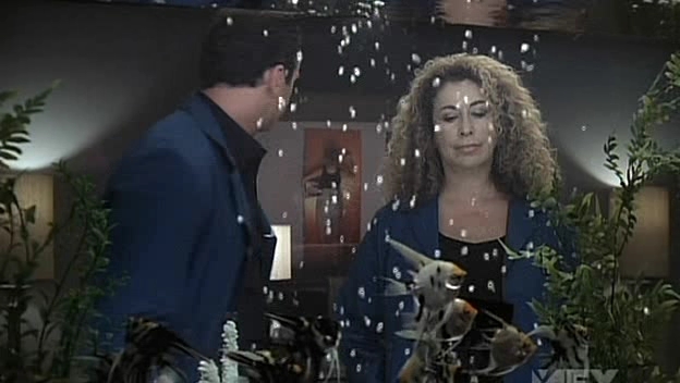 Charmed-Online-dot-NL-NipTuck5x01-0241.jpg