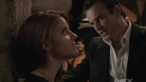 Charmed-Online-dot-NL-NipTuck5x01-0402.jpg