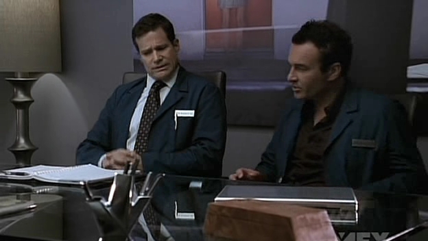 Charmed-Online-dot-NL-NipTuck5x01-0860.jpg