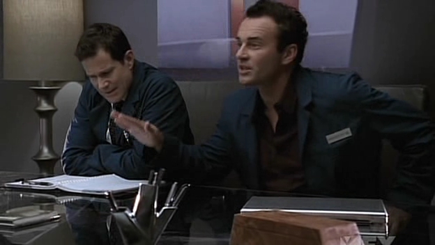 Charmed-Online-dot-NL-NipTuck5x01-0862.jpg