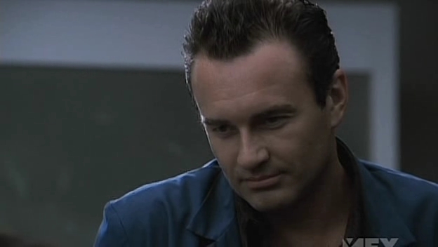 Charmed-Online-dot-NL-NipTuck5x01-1174.jpg