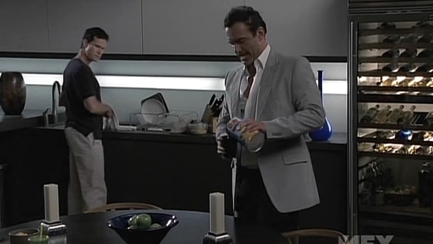 Charmed-Online-dot-NL-NipTuck5x01-1272.jpg
