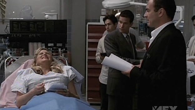 Charmed-Online-dot-NL-NipTuck5x01-1672.jpg