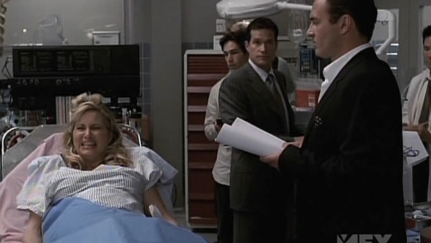 Charmed-Online-dot-NL-NipTuck5x01-1676.jpg