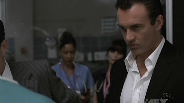 Charmed-Online-dot-NL-NipTuck5x01-1823.jpg