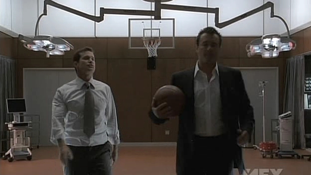 Charmed-Online-dot-NL-NipTuck5x01-1854.jpg