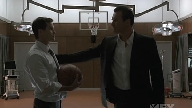 Charmed-Online-dot-NL-NipTuck5x01-1866.jpg