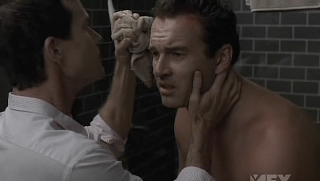 Charmed-Online-dot-NL-NipTuck5x01-2059.jpg