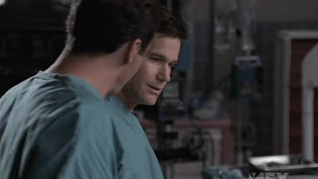 Charmed-Online-dot-NL-NipTuck5x01-2274.jpg