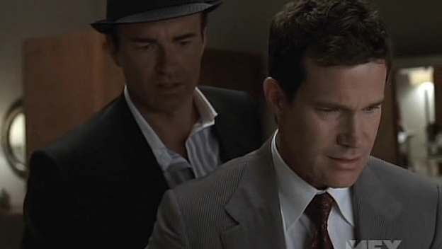 Charmed-Online-dot-NL-NipTuck5x01-2434.jpg
