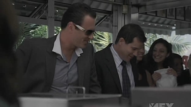 Charmed-Online-dot-NL-NipTuck5x01-2617.jpg