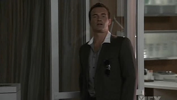 Charmed-Online-dot-NL-NipTuck5x01-2723.jpg