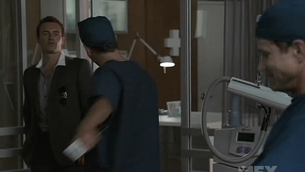 Charmed-Online-dot-NL-NipTuck5x01-2738.jpg