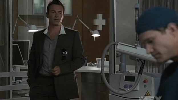 Charmed-Online-dot-NL-NipTuck5x01-2748.jpg
