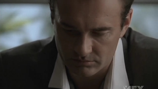 Charmed-Online-dot-NL-NipTuck5x01-2917.jpg