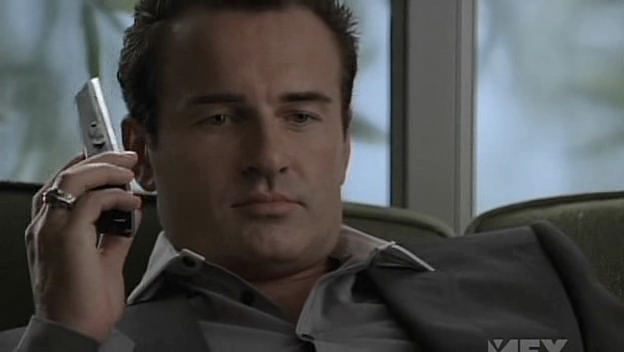 Charmed-Online-dot-NL-NipTuck5x01-2924.jpg