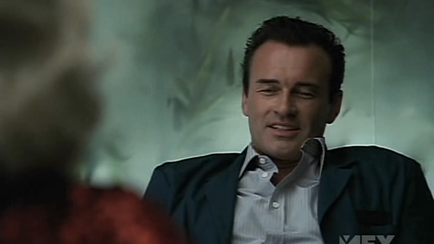 Charmed-Online-dot-NL-NipTuck5x02-0039.jpg