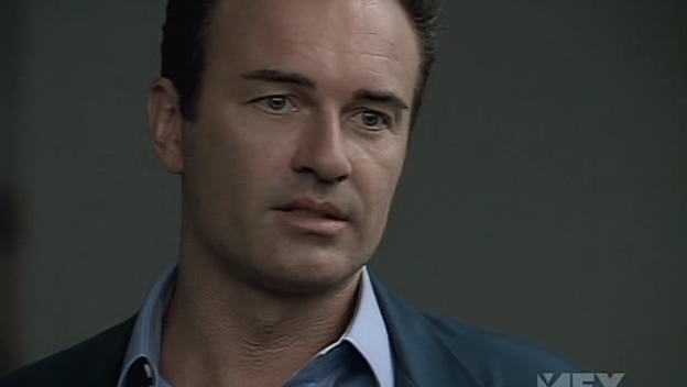 Charmed-Online-dot-NL-NipTuck5x02-0494.jpg