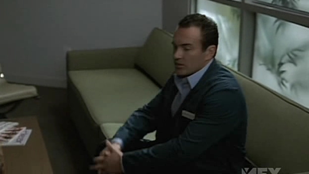 Charmed-Online-dot-NL-NipTuck5x02-0545.jpg