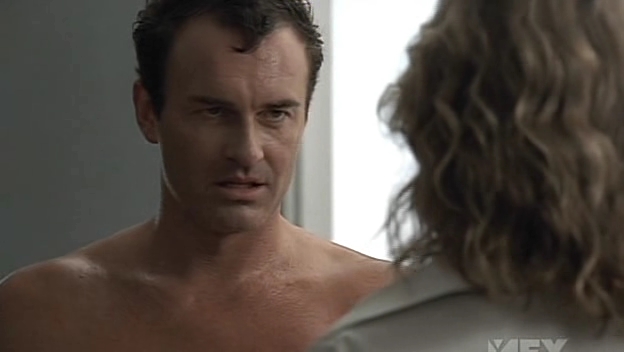 Charmed-Online-dot-NL-NipTuck5x02-1208.jpg