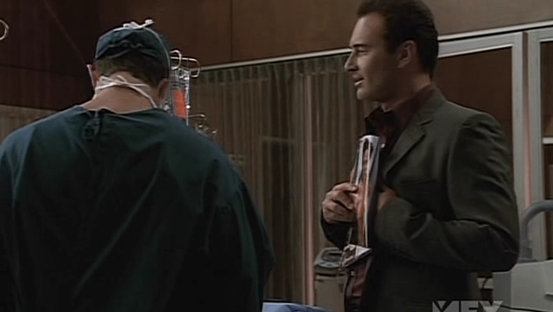 Charmed-Online-dot-NL-NipTuck5x02-1526.jpg