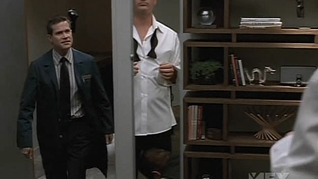 Charmed-Online-dot-NL-NipTuck5x02-1845.jpg