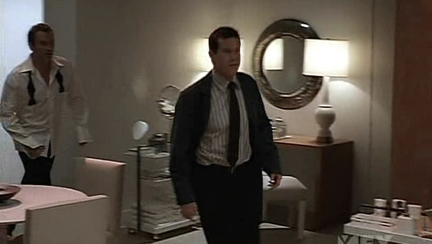 Charmed-Online-dot-NL-NipTuck5x02-1876.jpg