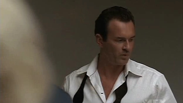 Charmed-Online-dot-NL-NipTuck5x02-1898.jpg