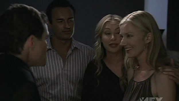 Charmed-Online-dot-NL-NipTuck5x02-2147.jpg