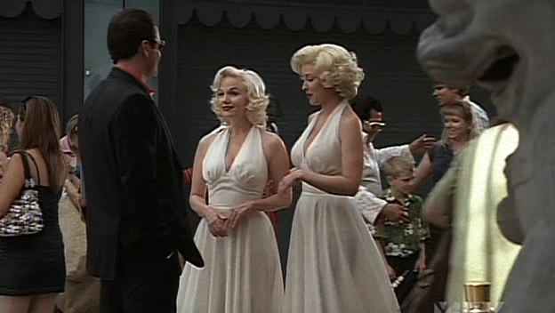 Charmed-Online-dot-NL-NipTuck5x02-2515.jpg