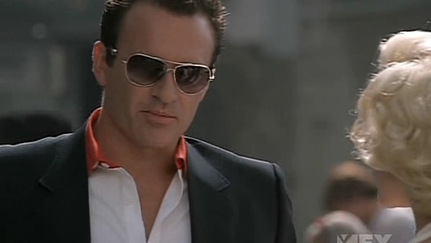 Charmed-Online-dot-NL-NipTuck5x02-2533.jpg