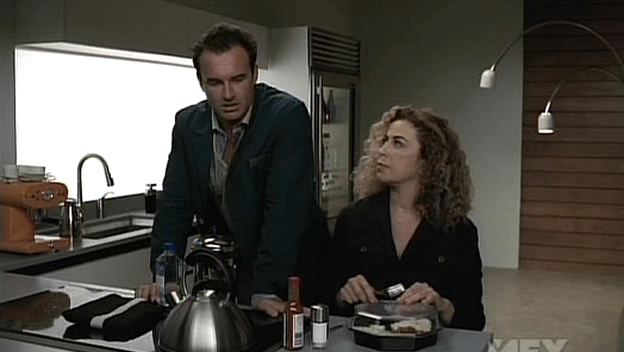 Charmed-Online-dot-NL-NipTuck5x03-0601.jpg