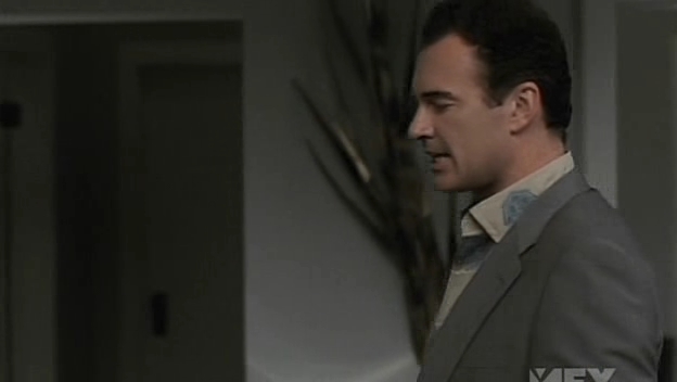 Charmed-Online-dot-NL-NipTuck5x03-0815.jpg