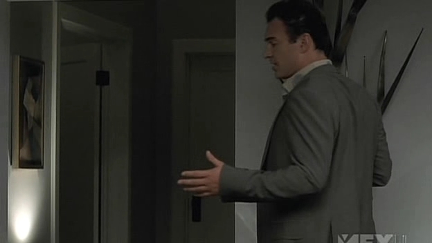 Charmed-Online-dot-NL-NipTuck5x03-0846.jpg