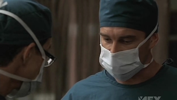Charmed-Online-dot-NL-NipTuck5x03-1315.jpg