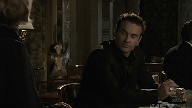 Charmed-Online-dot-NL-NipTuck5x03-2373.jpg