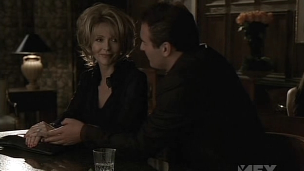 Charmed-Online-dot-NL-NipTuck5x03-2426.jpg