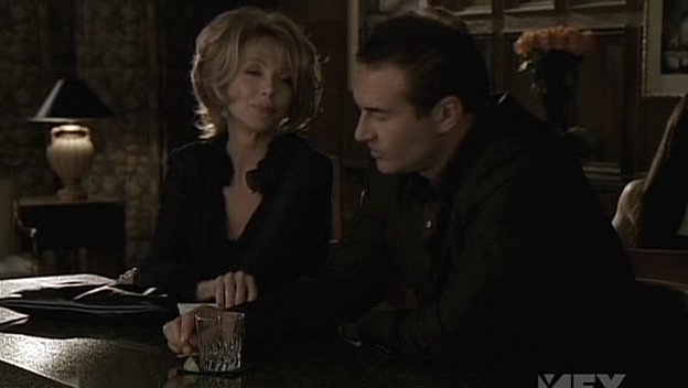 Charmed-Online-dot-NL-NipTuck5x03-2477.jpg