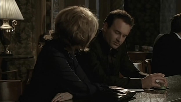 Charmed-Online-dot-NL-NipTuck5x03-2481.jpg
