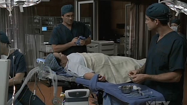Charmed-Online-dot-NL-NipTuck5x04-0513.jpg