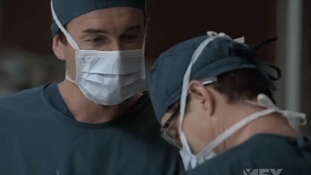 Charmed-Online-dot-NL-NipTuck5x04-0547.jpg