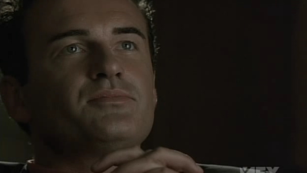Charmed-Online-dot-NL-NipTuck5x04-0660.jpg