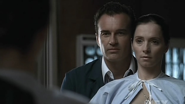 Charmed-Online-dot-NL-NipTuck5x04-1211.jpg