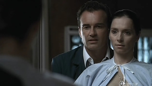 Charmed-Online-dot-NL-NipTuck5x04-1227.jpg