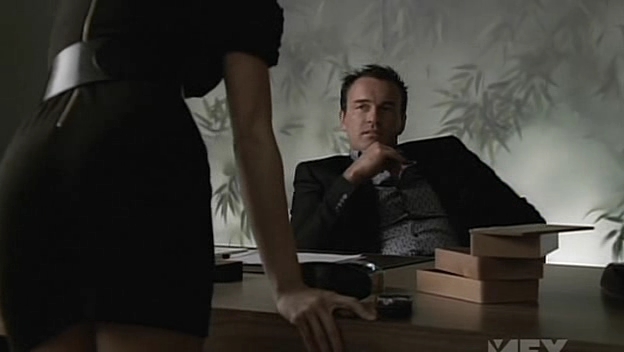 Charmed-Online-dot-NL-NipTuck5x05-0184.jpg